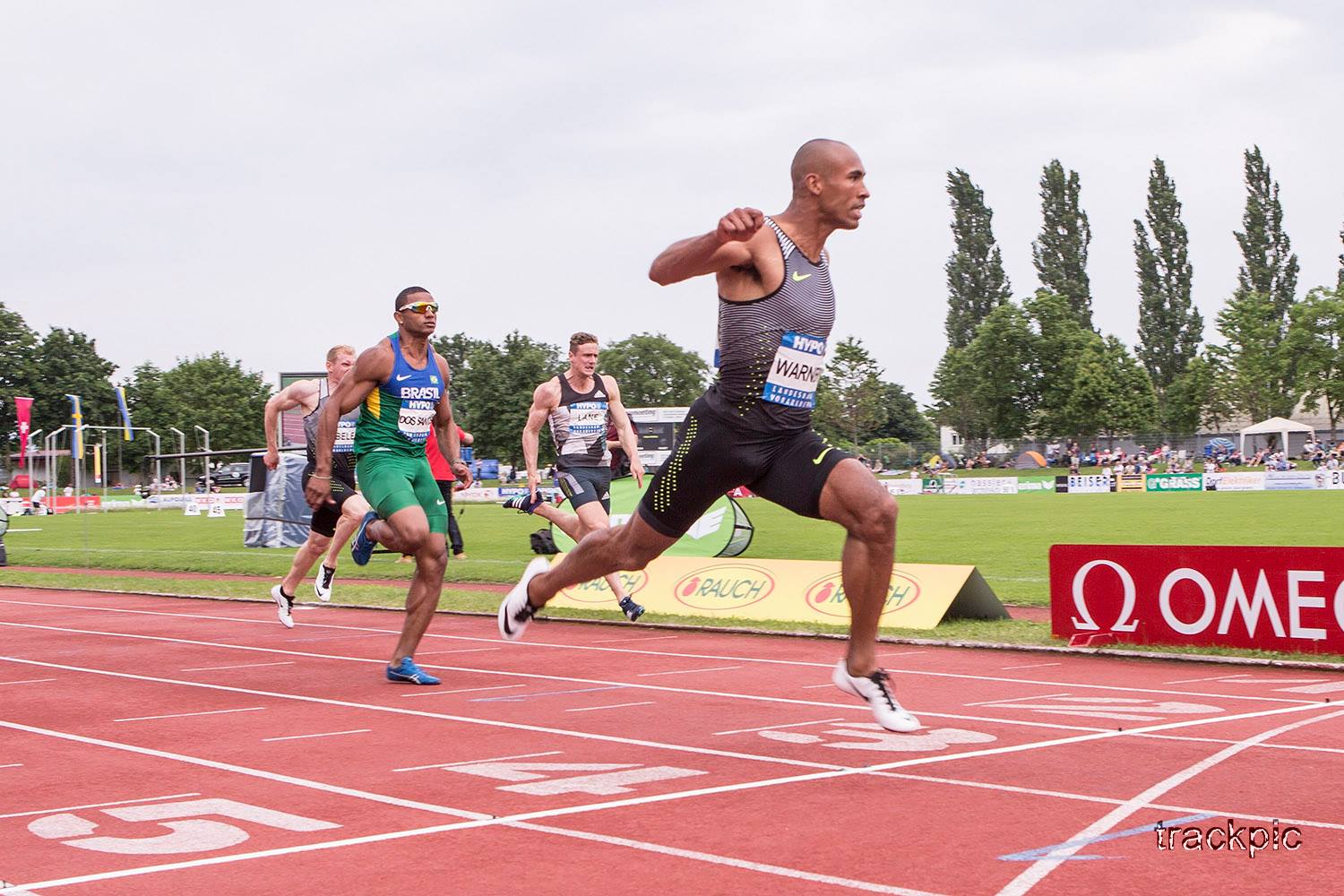 Damian Warner broke the Decathlon World Record by running 10.15 seconds in the 100m! Photo by Olavi Kaljunen / trackpic.net